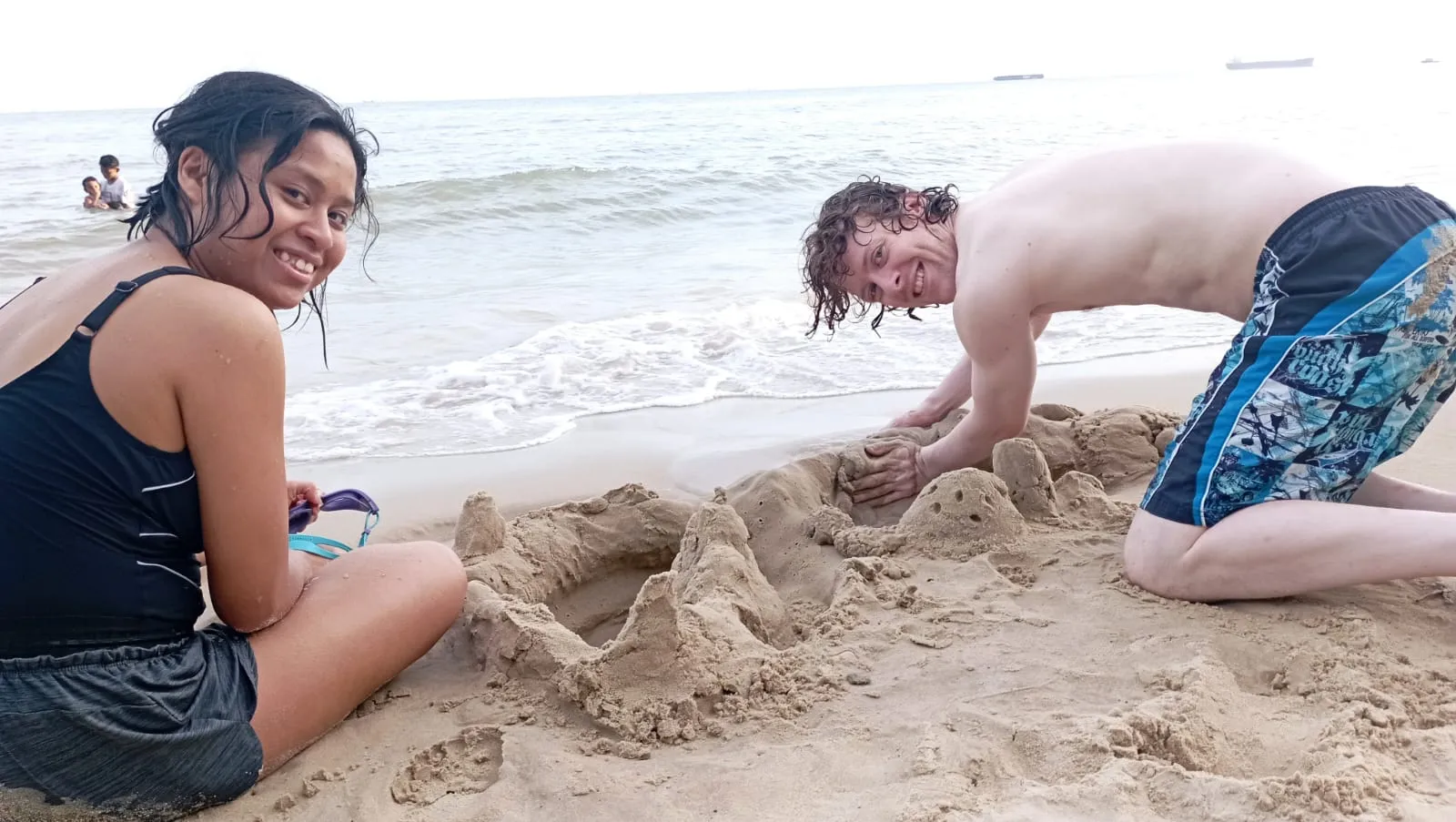 Sonnenbär, Regenwald und noch viel Meer